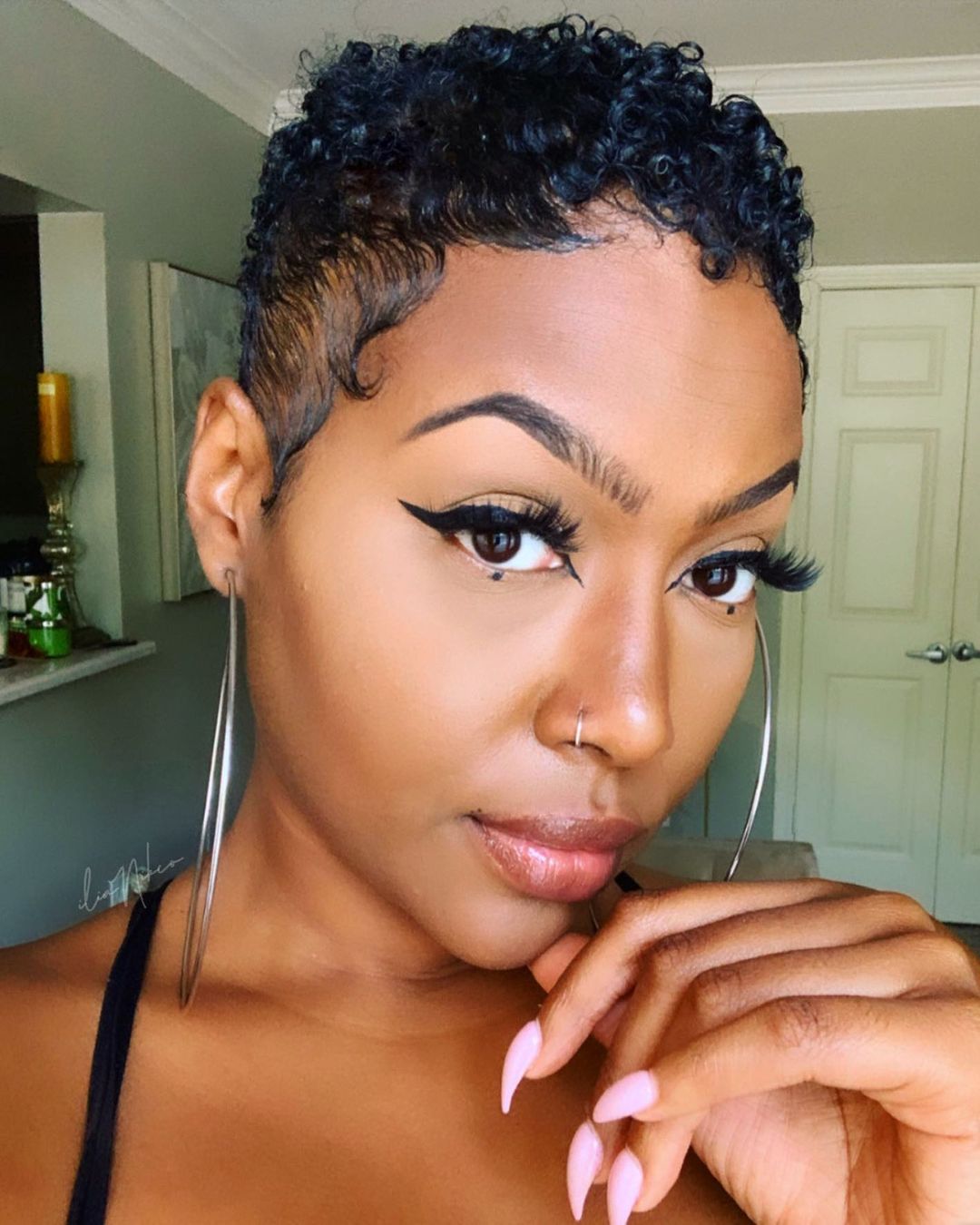 On-Trend Short Hairstyles for Black Women to Flaunt in 2019 | Short natural hair  styles, Black hair short cuts, Short hair styles